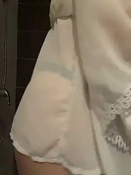 Snapshot of anonyme_hot47 chatting on 04/02/26, 07:44 anonyme hot47 online show from 04/02/26, 07:44