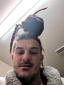 Clownboi17 online show from 11/20/25, 05:40