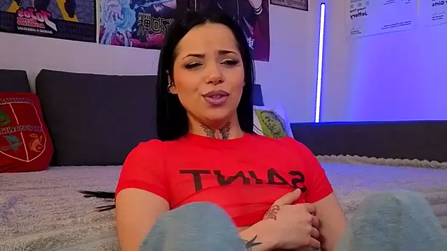 Snapshot of KiraQuinn1 chatting on 03/28/26, 12:38 KiraQuinn1 online show from 03/28/26, 12:38