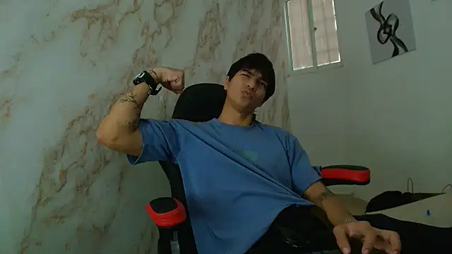 toji luxxer online show from 12/13/25, 08:04