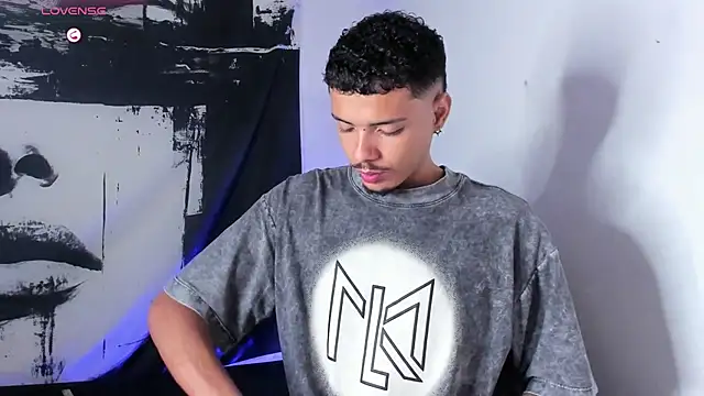 Avaggi online show from 09/26/25, 10:25