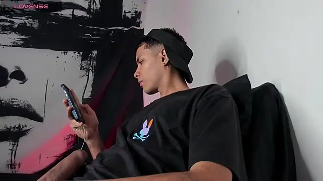 Avaggi online show from 10/01/25, 09:32