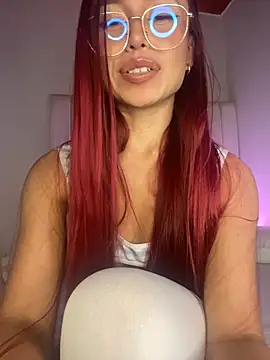 Snapshot of Abbi_Gomez chatting on 04/07/26, 02:45 Abbi Gomez online show from 04/07/26, 02:45