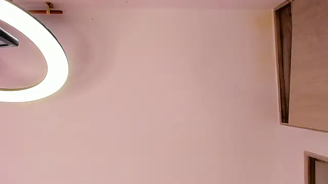 Snapshot of Susy_spark chatting on 10/18/25, 12:57 Susy spark online show from 10/18/25, 12:57