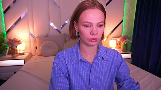 ShyySiren online show from 05/21/26, 06:42
