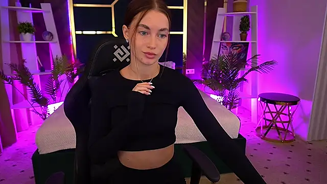 CherryyLulu online show from 09/30/25, 07:13