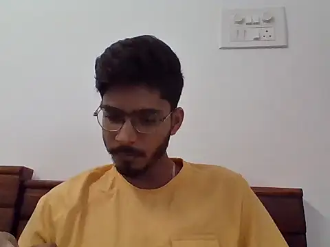Snapshot of vikranthLong chatting on 10/01/25, 05:02 vikranthLong online show from 10/01/25, 05:02