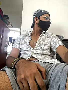 Snapshot of vikranthLong chatting on 01/06/26, 06:50 vikranthLong online show from 01/06/26, 06:50