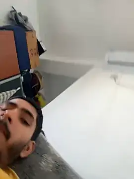 Snapshot of vikranthLong chatting on 02/02/26, 07:07 vikranthLong online show from 02/02/26, 07:07