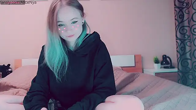 AliceNya cute online show from 10/05/25, 04:00