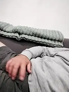 Snapshot of Francy36 chatting on 09/15/25, 09:59 Francy36 online show from 09/15/25, 09:59