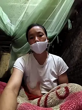 Snapshot of lily-00 chatting on 09/30/25, 01:54 lily-00 online show from 09/30/25, 01:54