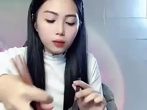 Lyly4757 online show from 11/19/25, 02:17