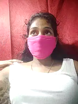 Snapshot of TAMIL_MEENUMA chatting on 11/26/25, 10:38 TAMIL MEENUMA online show from 11/26/25, 10:38