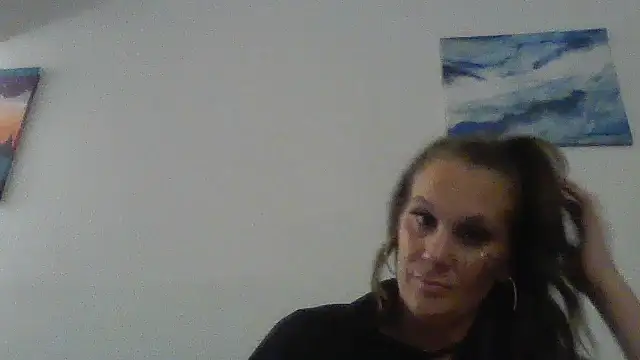 Ariasweetaspie online show from 10/31/25, 05:19