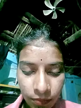 Snapshot of Hot_eras68484 chatting on 10/24/25, 05:31 Hot eras68484 online show from 10/24/25, 05:31