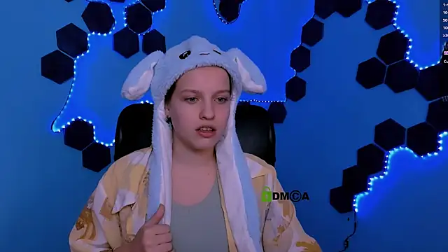 kaela spell  online show from 01/05/26, 08:01