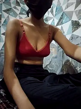 Hotygirl111 online show from 03/03/26, 12:00