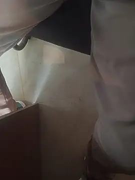 karandeep Bhagat online show from 10/18/25, 02:25