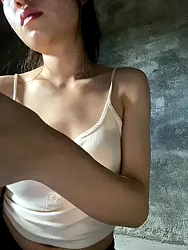 Bella sexy98 online show from 11/12/25, 04:13