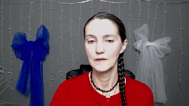 TayaFinch online show from 12/05/25, 07:17