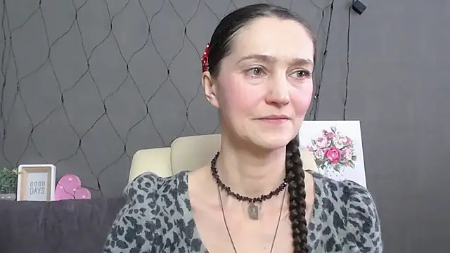 TayaFinch online show from 02/01/26, 01:09