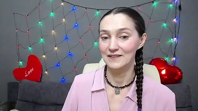 TayaFinch online show from 02/15/26, 01:09