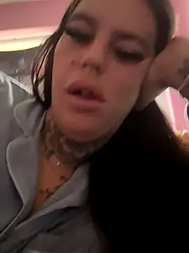 Snapshot of DIRTY_PAISLEY_X chatting on 10/09/25, 11:41 DIRTY PAISLEY X online show from 10/09/25, 11:41