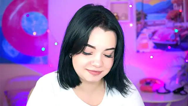 leslierowe  online show from 09/28/25, 04:23