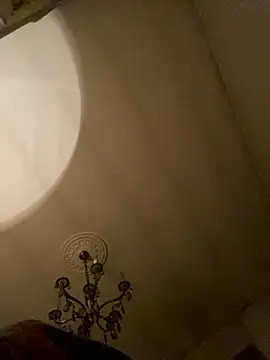 Snapshot of STRIPsegale chatting on 03/03/26, 09:31 STRIPsegale online show from 03/03/26, 09:31