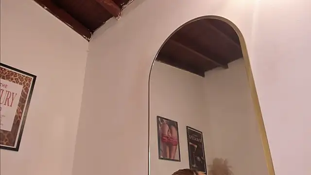 Sofi glow online show from 01/05/26, 09:40