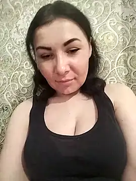 Snapshot of Mia24Blove chatting on 03/30/26, 10:38 Mia24Blove online show from 03/30/26, 10:38