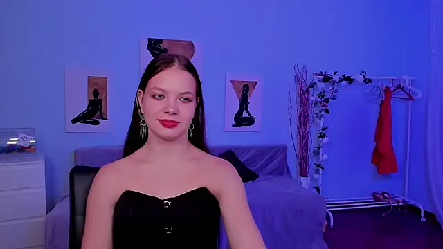 BetsyKiss online show from 09/30/25, 05:45