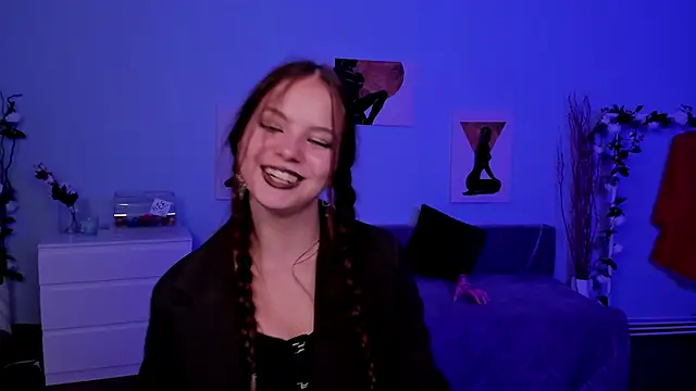 BetsyKiss online show from 10/23/25, 05:12