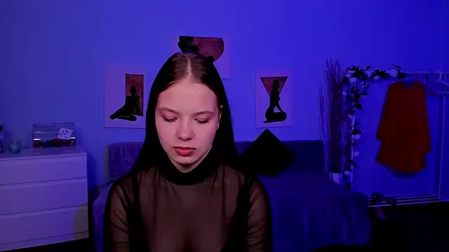 BetsyKiss online show from 11/28/25, 05:10