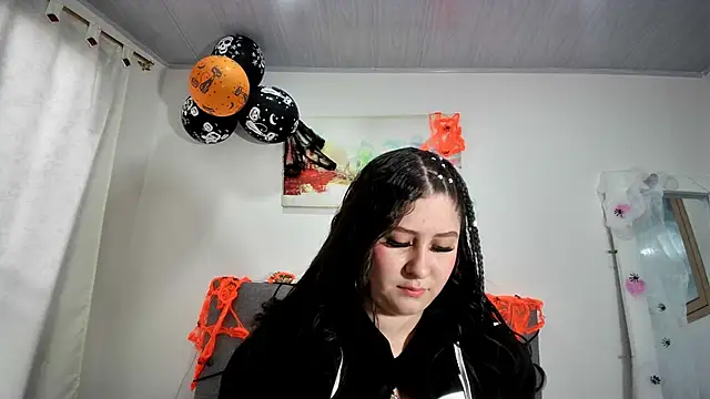 Luna sweet55 online show from 10/16/25, 11:22