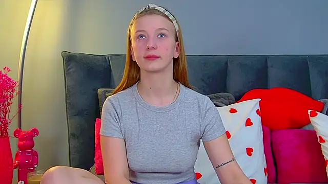 Snapshot of BeatriceBinoche chatting on 03/11/26, 06:41 BeatriceBinoche online show from 03/11/26, 06:41