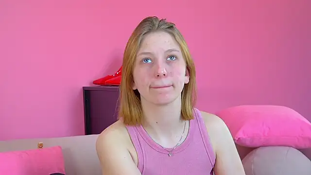 Snapshot of BeatriceBinoche chatting on 03/14/26, 06:30 BeatriceBinoche online show from 03/14/26, 06:30