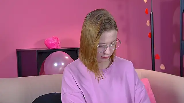 Snapshot of BeatriceBinoche chatting on 03/20/26, 06:29 BeatriceBinoche online show from 03/20/26, 06:29