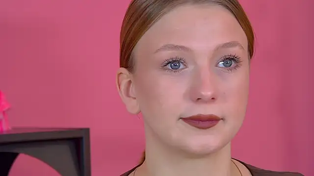 Snapshot of BeatriceBinoche chatting on 03/21/26, 08:19 BeatriceBinoche online show from 03/21/26, 08:19