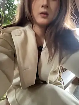 yuki june online show from 02/10/26, 09:02