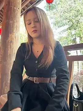 yuki june online show from 03/11/26, 08:53