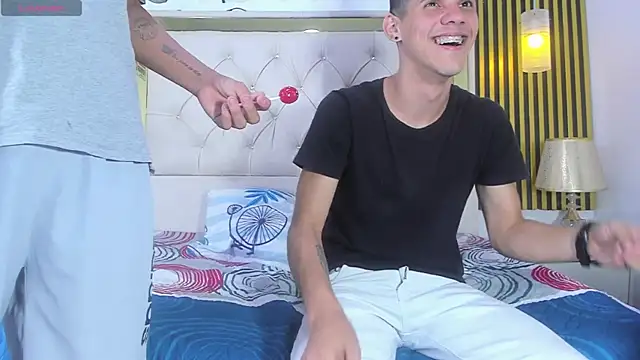 Boysof love online show from 09/16/25, 12:11