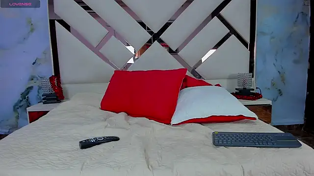 Boysof love online show from 10/18/25, 10:16