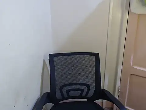 Snapshot of dimple_girl777 chatting on 11/03/25, 06:58 dimple girl777 online show from 11/03/25, 06:58