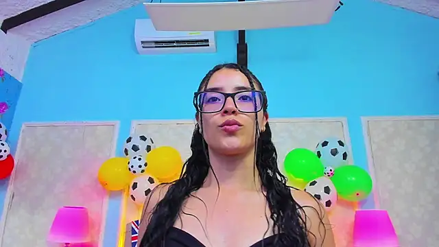 Snapshot of SamyySwet chatting on 06/30/26, 08:21 SamyySwet online show from 06/30/26, 08:21