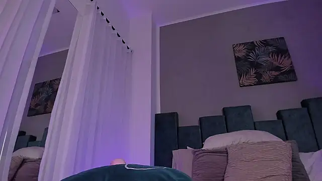 Peytonn Monroe online show from 06/25/26, 08:02