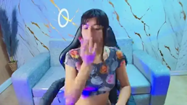 Isabella Blondetf online show from 10/20/25, 01:00