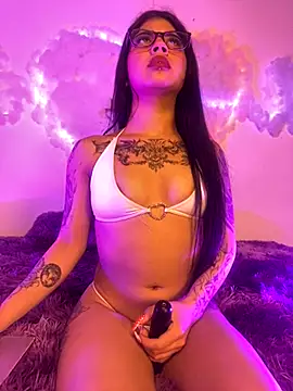 -Dannii- online show from 09/20/25, 03:40