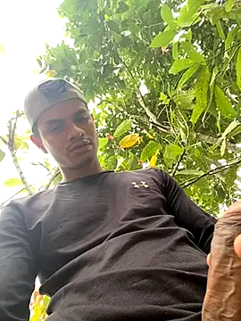 Snapshot of Alexander19Che chatting on 09/18/25, 06:21 Alexander19Che online show from 09/18/25, 06:21